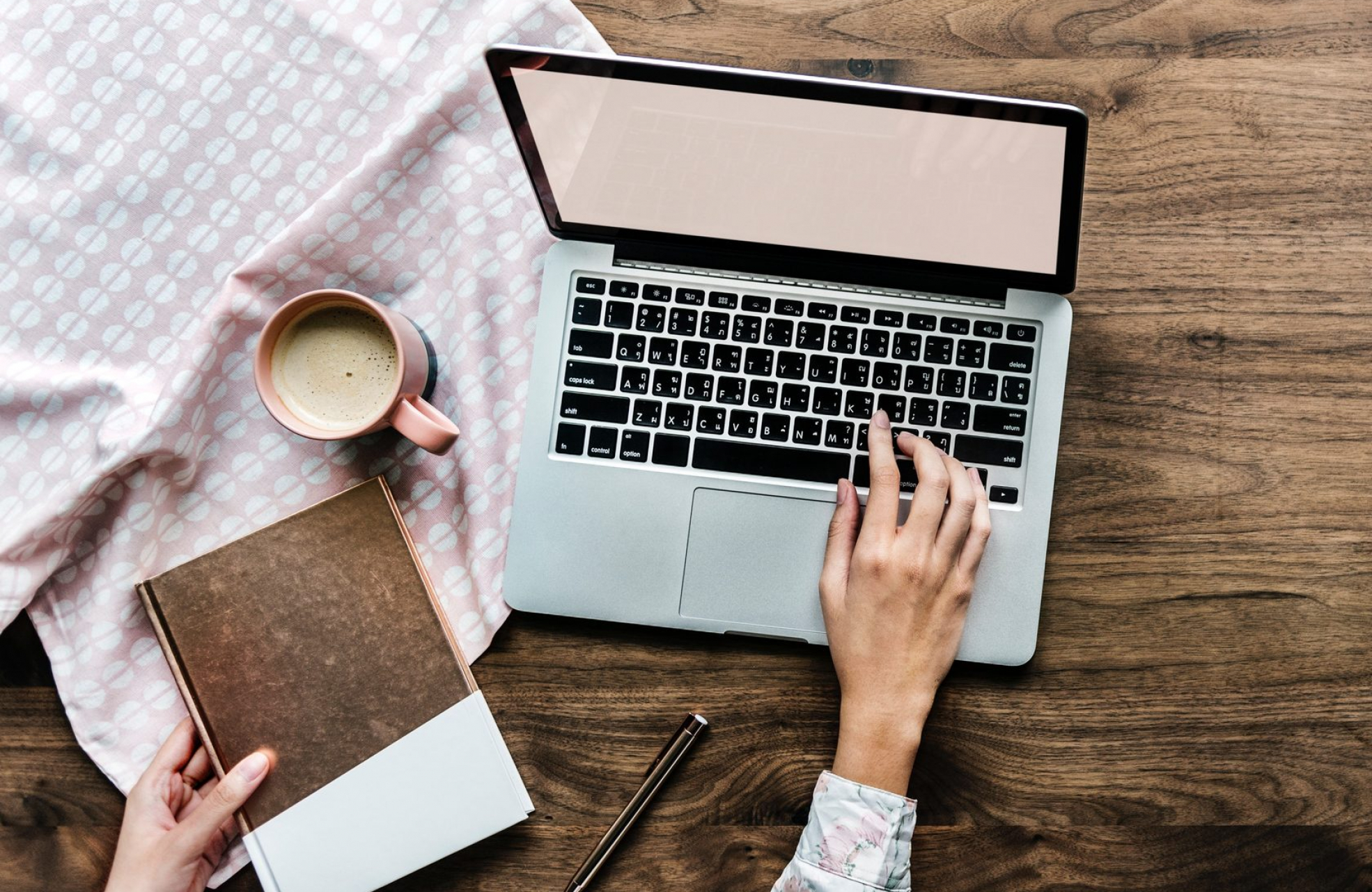 background-book-coff-1